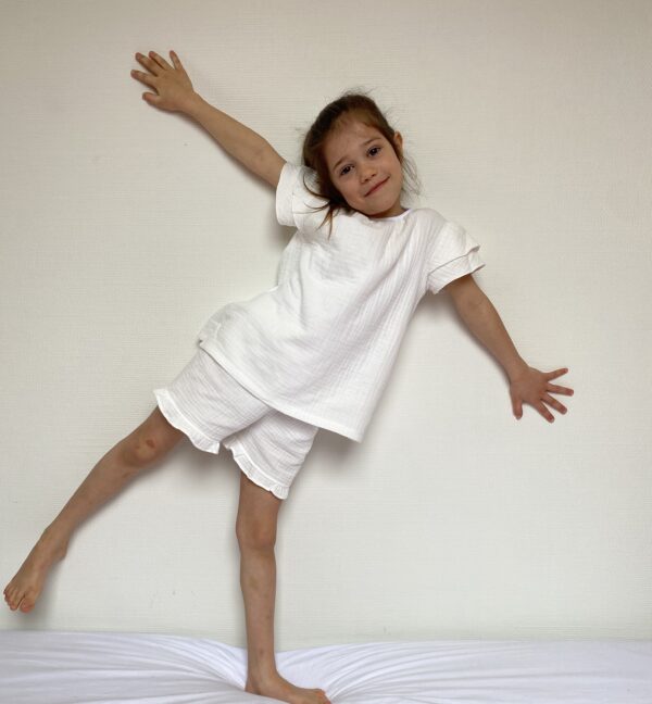 Alexia (white) - Image 3